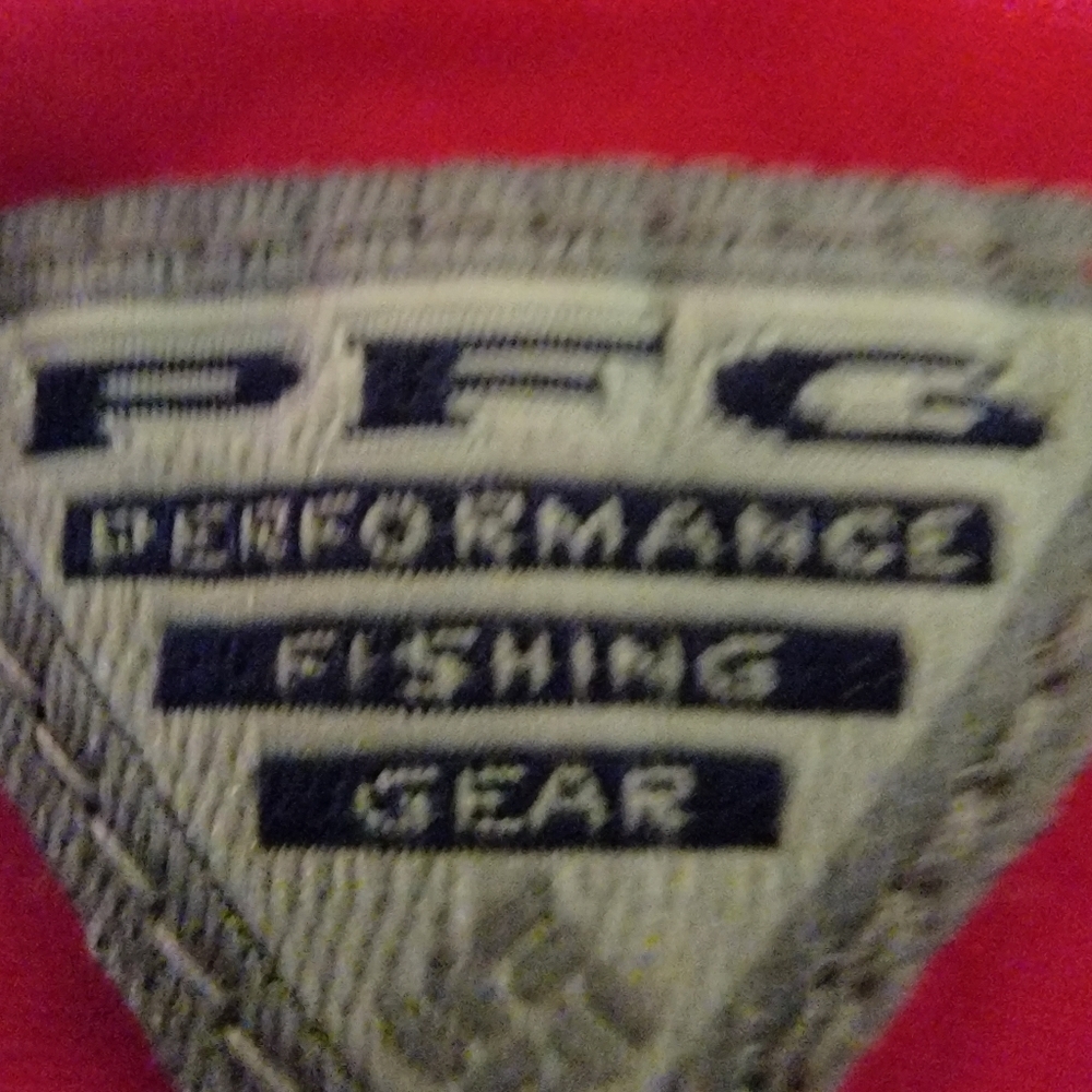 Columbia Performance Fishing Gear,  Hot Pink, Sz XS, Like New Extra Buttons Att. - Picture 4 of 7